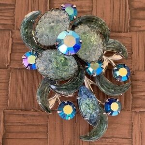 Vintage Costume Jewelry Signed Judy Lee Brooch Pin Iridescent Stones